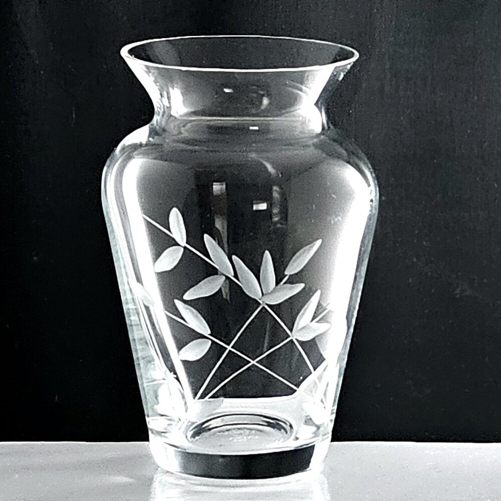 Lenox Somerset Etched Glass Vase 5" handblown crystal